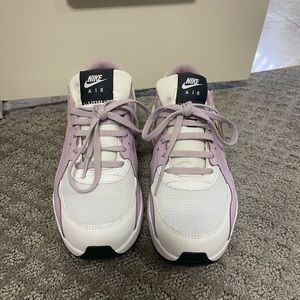 Nike AirMax Lilac and gold